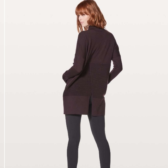 Lululemon Sit In Lotus Wrap II - Picture 4 of 10